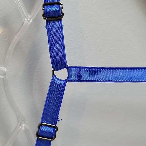 Kyodan Black and Blue Sports Bra - Picture 5 of 7